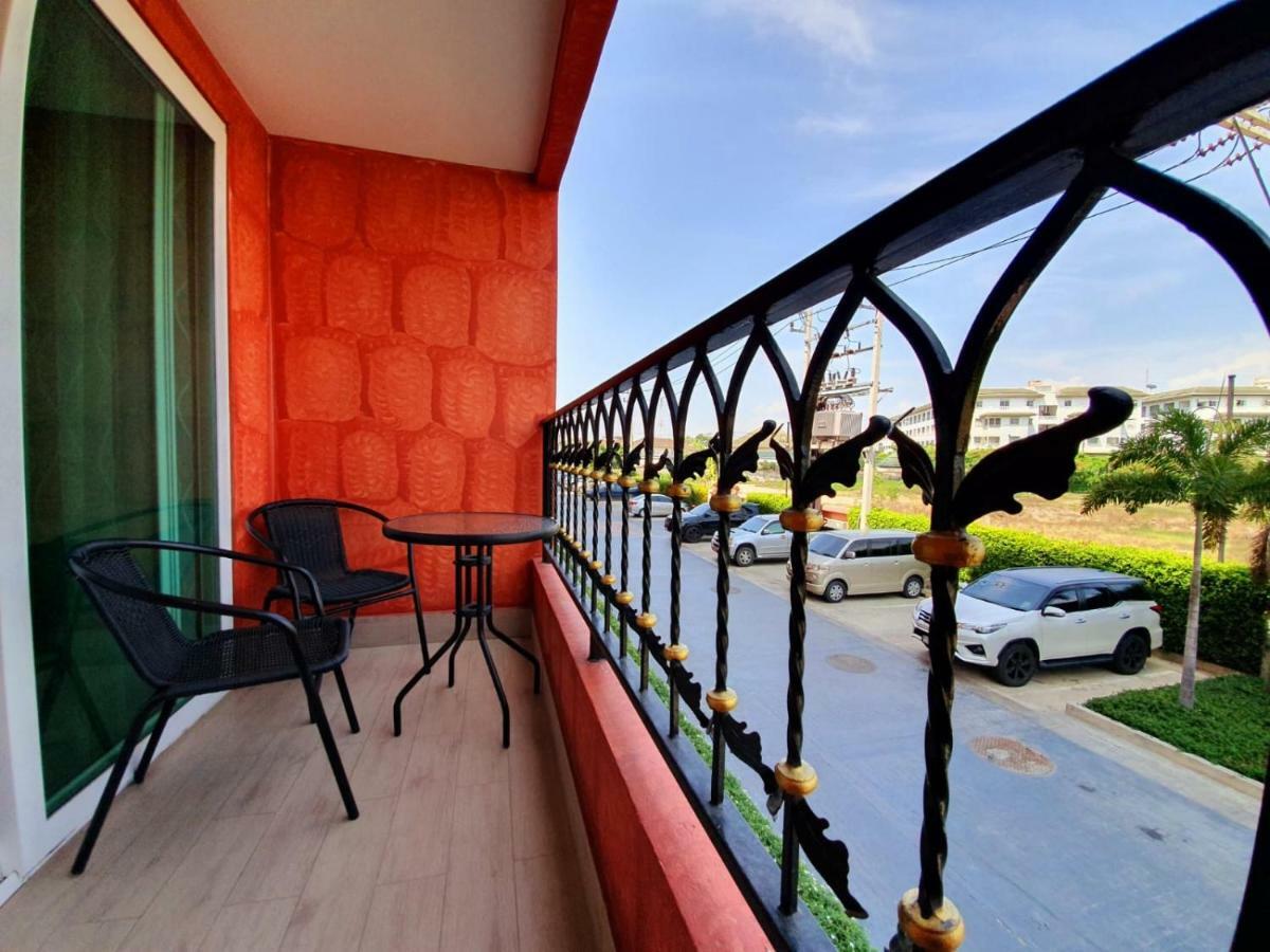 Seven Seas Condo by Dmitrii Jomtien Exterior foto